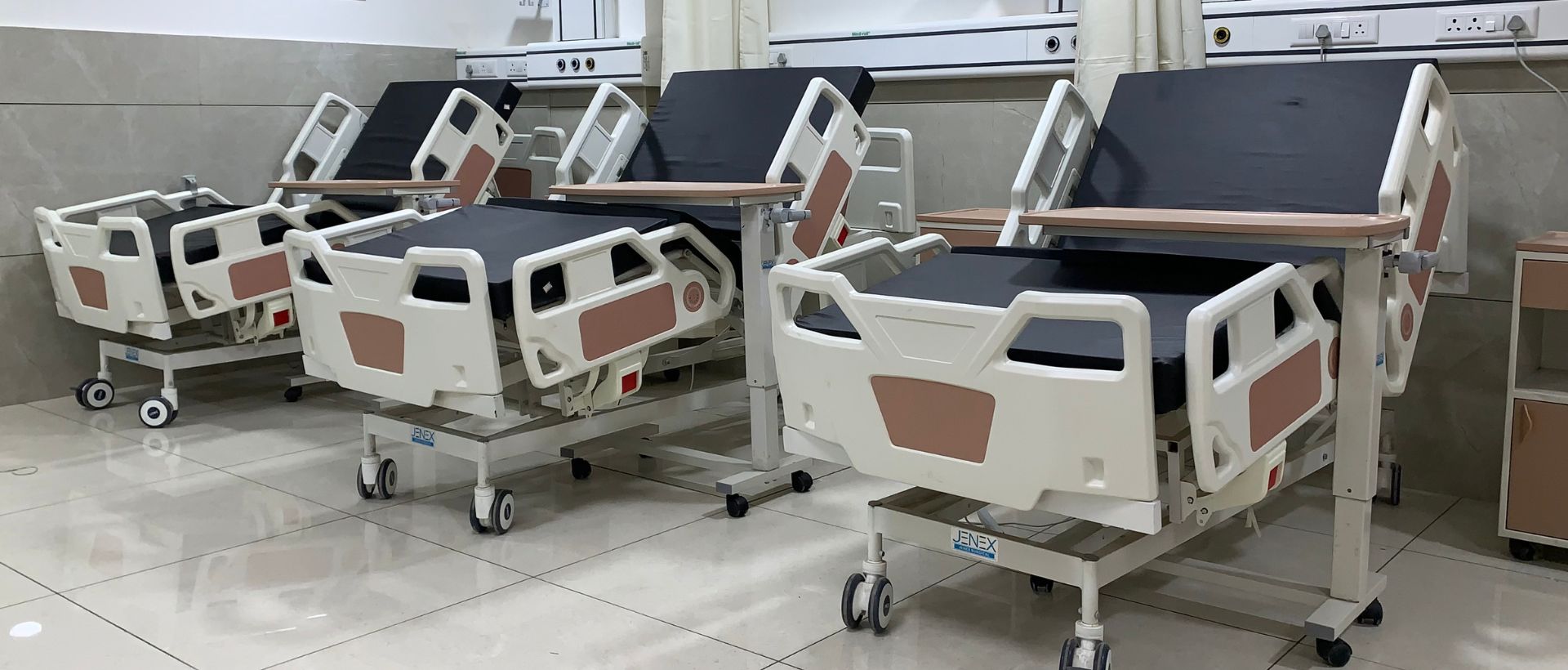 Surgical ICU Bed in Gujarat (Jenex Surgical)